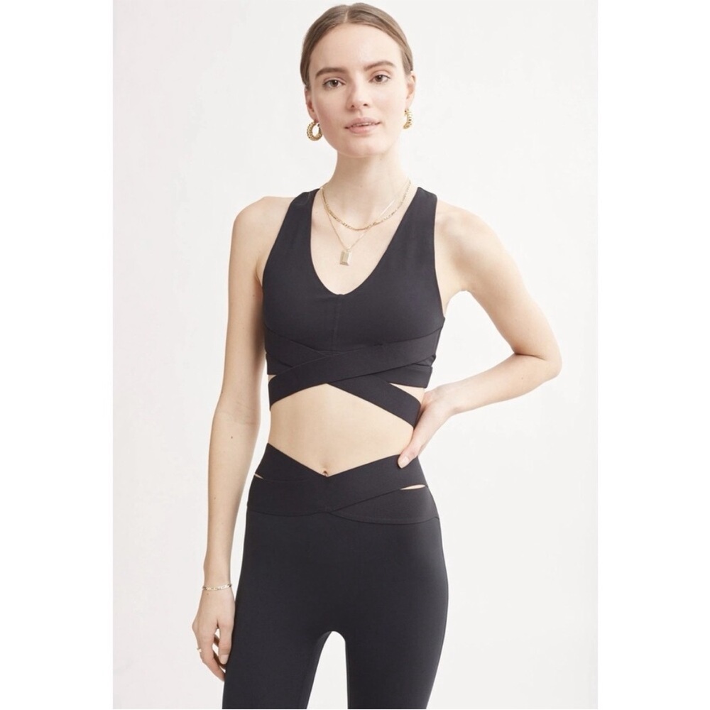 Bandier Le Ore Corso Crossover Women’s Black Wrap Sports Bra XS